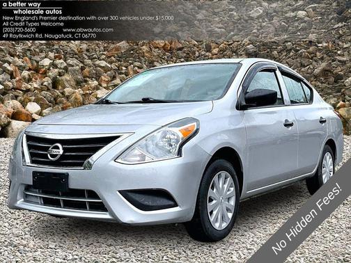 Brilliant Silver Metallic 2018 Nissan Versa 1.6 S