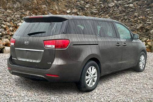 2018 Kia Sedona LX