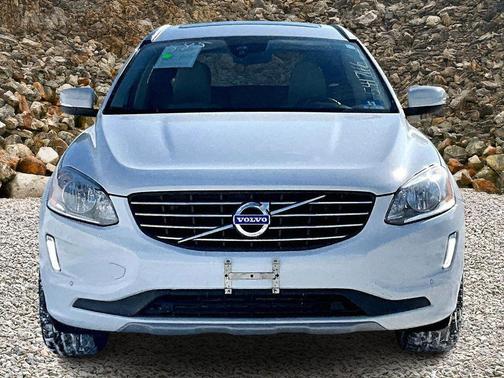 2016 Volvo XC60 T6 Drive-E