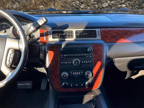 2012 Chevrolet Suburban 1500 LS