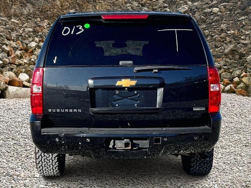 2012 Chevrolet Suburban 1500 LS