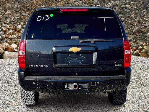 2012 Chevrolet Suburban 1500 LS