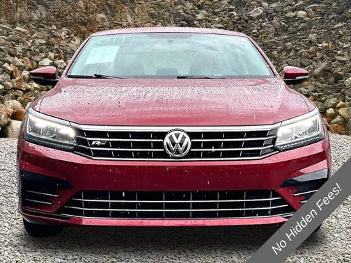 Fortana Red 2018 Volkswagen Passat 2.0T R-Line