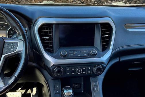 2018 GMC Acadia SLE-2