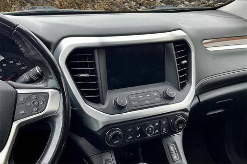2018 GMC Acadia SLE-2