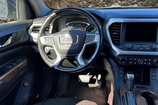 2018 GMC Acadia SLE-2