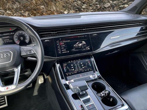 2022 Audi SQ7 4.0T Premium Plus