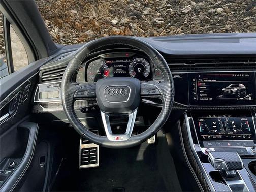2022 Audi SQ7 4.0T Premium Plus