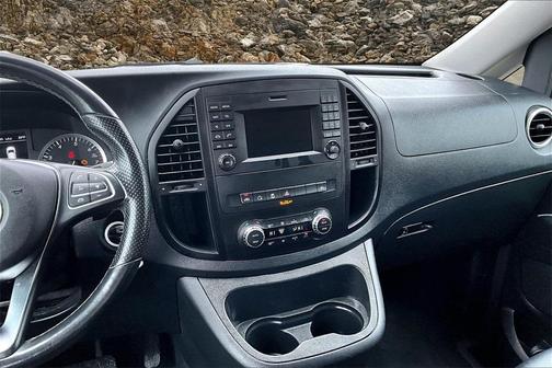 2018 Mercedes-Benz Metris Base