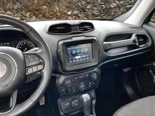 2020 Jeep Renegade Altitude