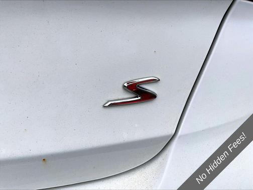 Clear White 2018 Kia Forte S