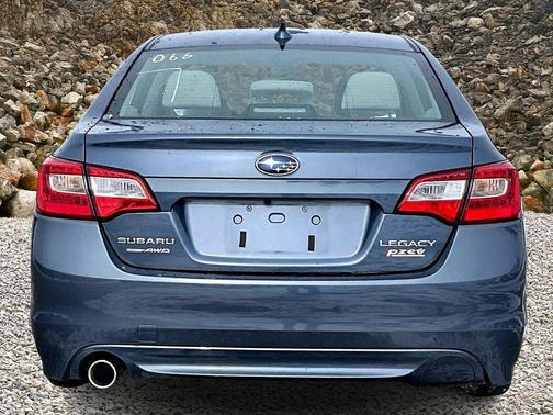 2017 Subaru Legacy Premium