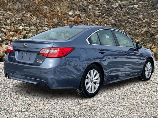 2017 Subaru Legacy Premium