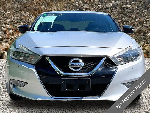 Brilliant Silver 2018 Nissan Maxima 3.5 SV