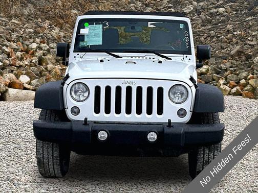 Bright White Clearcoat 2015 Jeep Wrangler Unlimited Sport