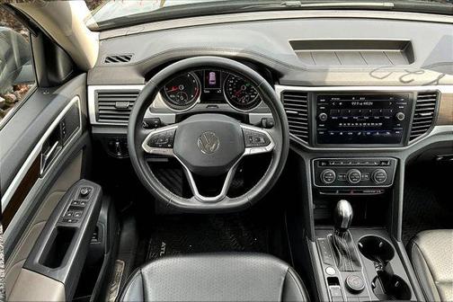 2021 Volkswagen Atlas 3.6L SE w/Technology