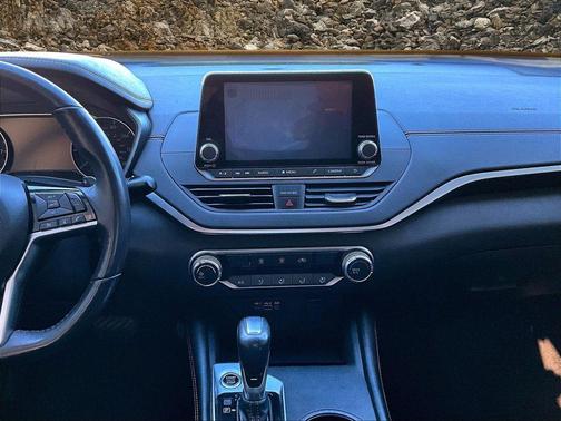 2021 Nissan Altima SR FWD