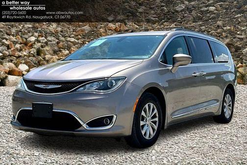 2017 Chrysler Pacifica Touring-L