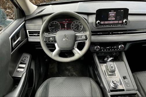 2022 Mitsubishi Outlander ES 2.5 S-AWC