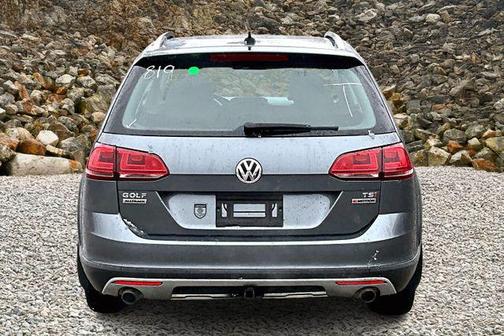 2017 Volkswagen Golf Alltrack TSI S