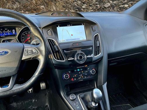 2017 Ford Focus RS Base