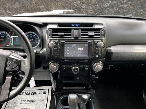 Classic Silver Metallic 2015 Toyota 4Runner Trail