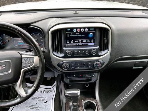 Silver 2018 GMC Canyon SLE