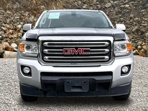Silver 2018 GMC Canyon SLE