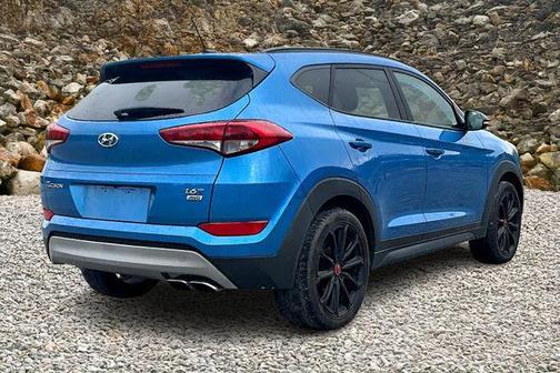 2017 Hyundai TUCSON Night