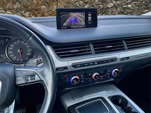 2019 Audi Q7 45 Premium