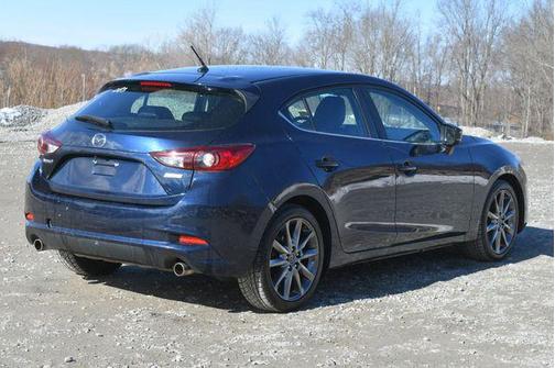 2018 Mazda Mazda3 Touring