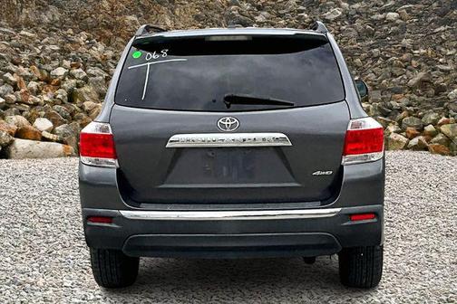 2011 Toyota Highlander SE