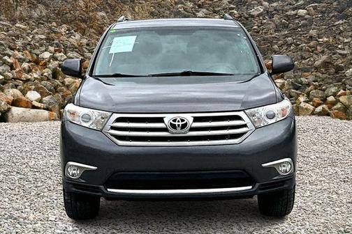2011 Toyota Highlander SE