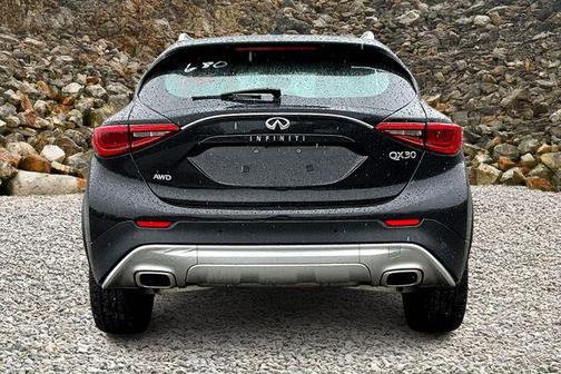 2019 INFINITI QX30 LUXE