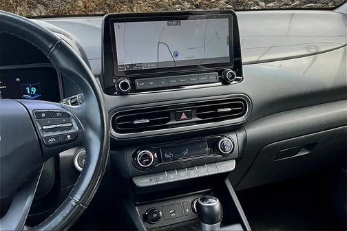 2022 Hyundai KONA Limited