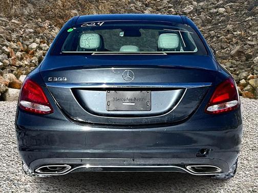 2016 Mercedes-Benz C-Class C 300