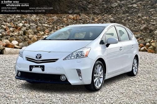 2014 Toyota Prius v Two