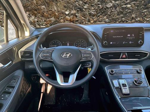 2021 Hyundai SANTA FE SE