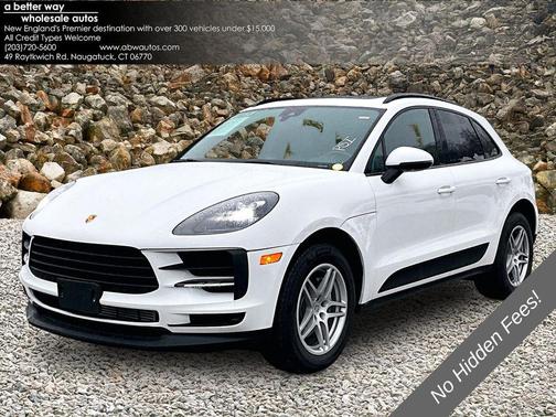 White 2020 Porsche Macan Macan