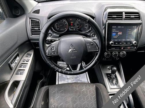 Black 2020 Mitsubishi Outlander Sport 2.0 ES