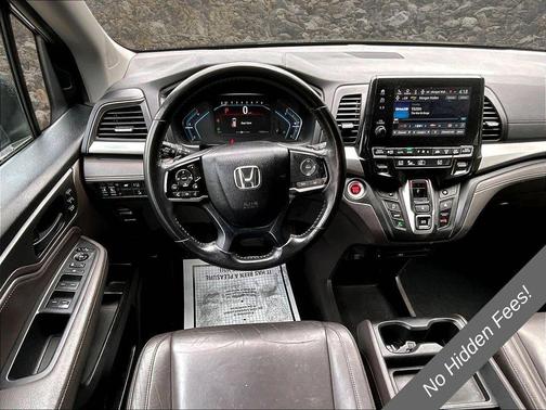Black 2018 Honda Odyssey Touring