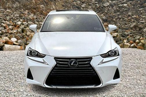 2018 Lexus IS 300 Base