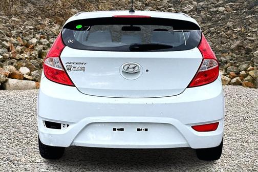 2012 Hyundai Accent SE
