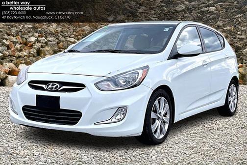 2012 Hyundai Accent SE