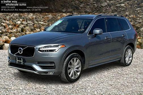 2016 Volvo XC90 T6 Momentum