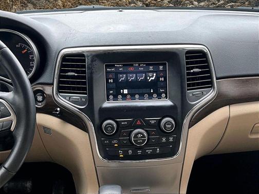 2018 Jeep Grand Cherokee Laredo