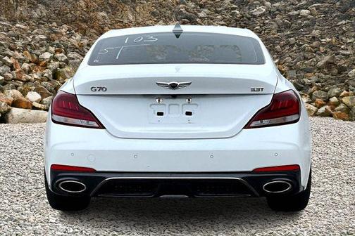 2020 Genesis G70 3.3T RWD