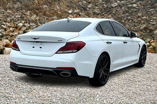 2020 Genesis G70 3.3T RWD