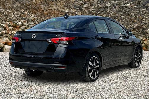 2021 Nissan Versa 1.6 S