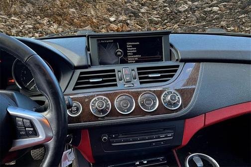 2011 BMW Z4 sDrive30i